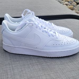 Nike Court Vision Low
